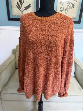 Textured Crewneck Sweater in Burnt Orange
